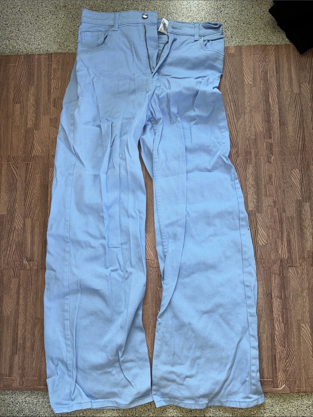 DIVIDED LIGHT BLUE JEANS SIZE US 8